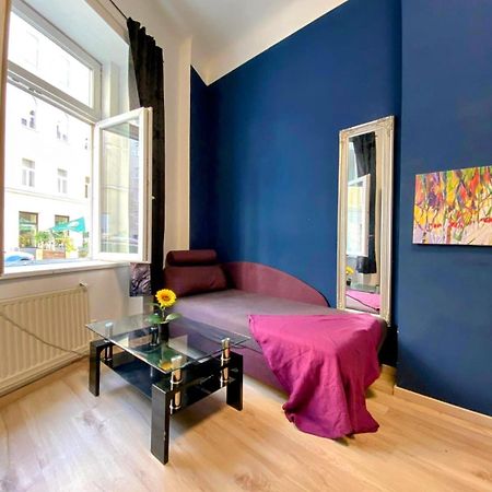 Astonishing 1 Bedroom Apt. Near Danube River Вена Экстерьер фото