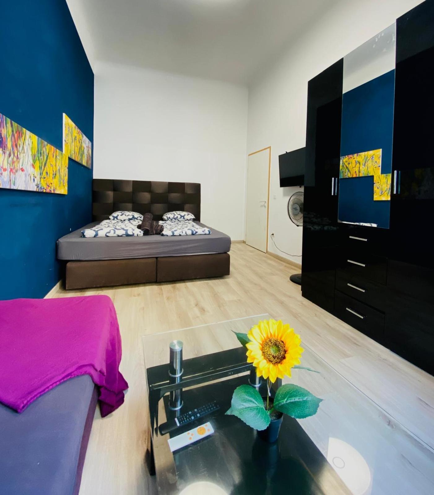 Astonishing 1 Bedroom Apt. Near Danube River Вена Экстерьер фото