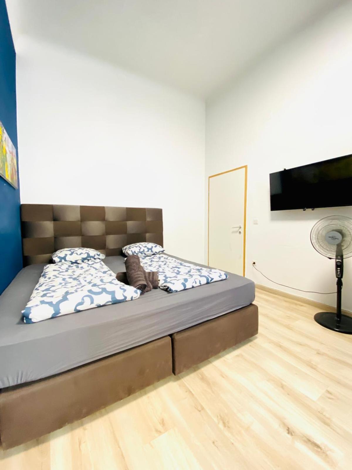 Astonishing 1 Bedroom Apt. Near Danube River Вена Экстерьер фото